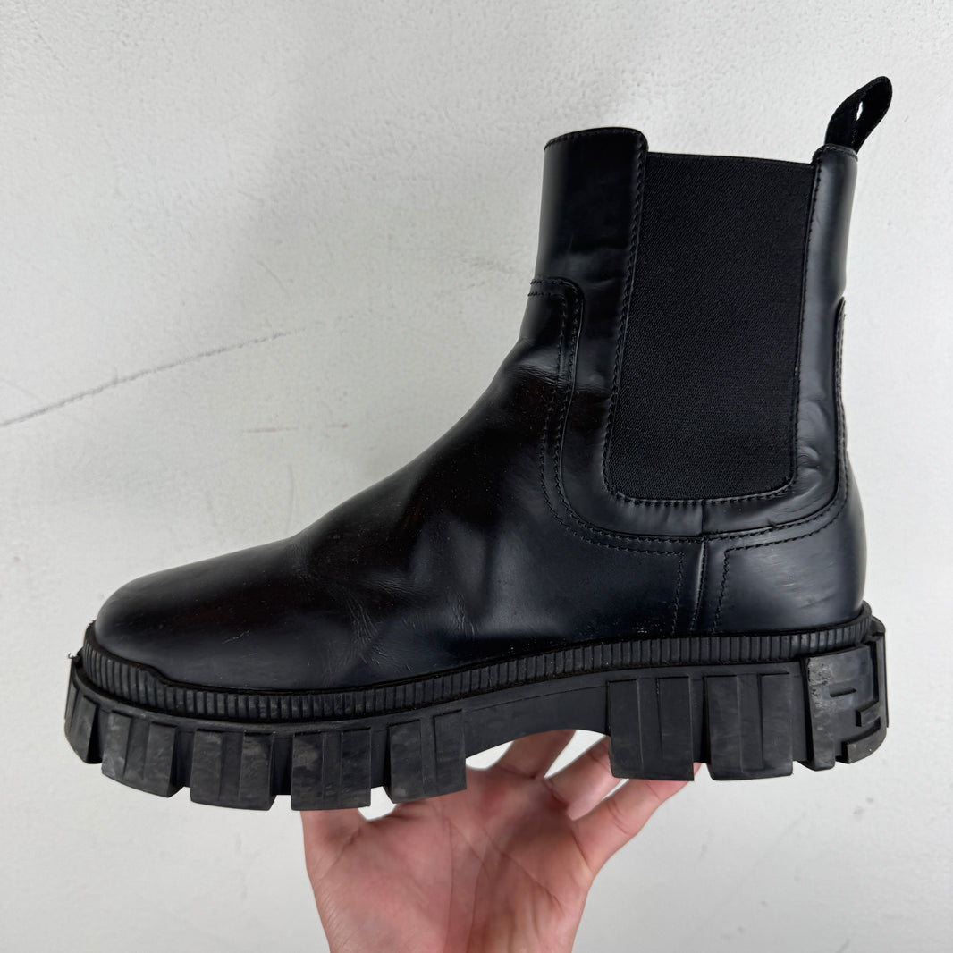 Fendi Chelsea Boots