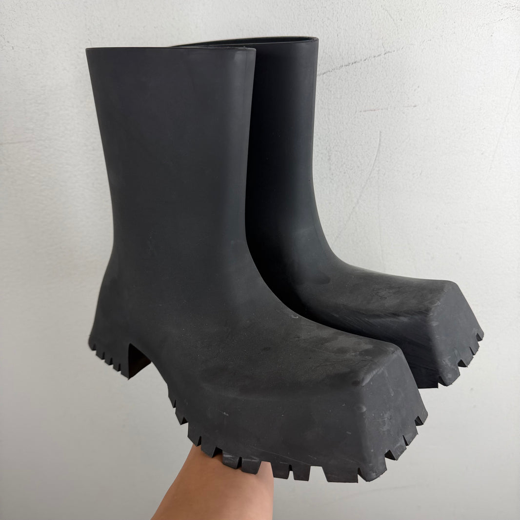 Balenciaga Rubber Trooper Boots