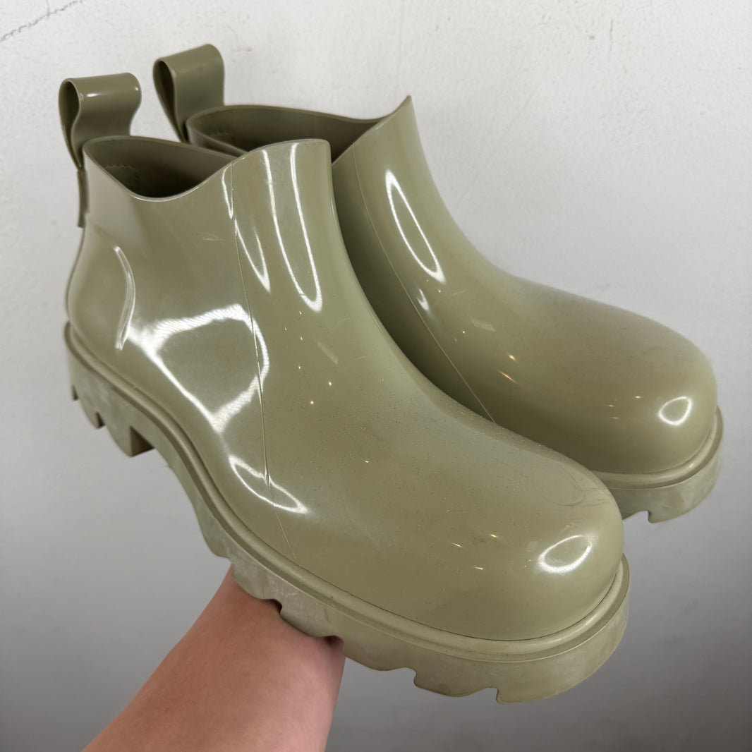 Bottega Veneta Green Rubber Stride Rain Boots