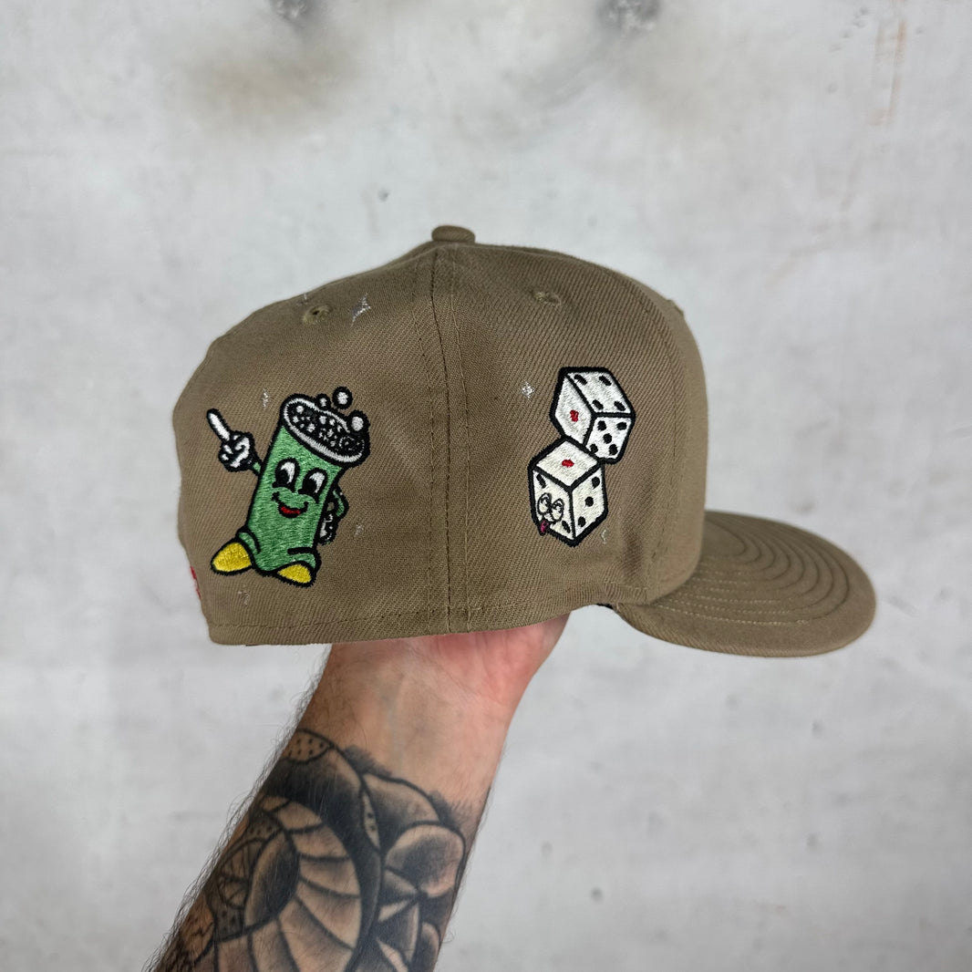 Supreme Beige S Characters Fitted