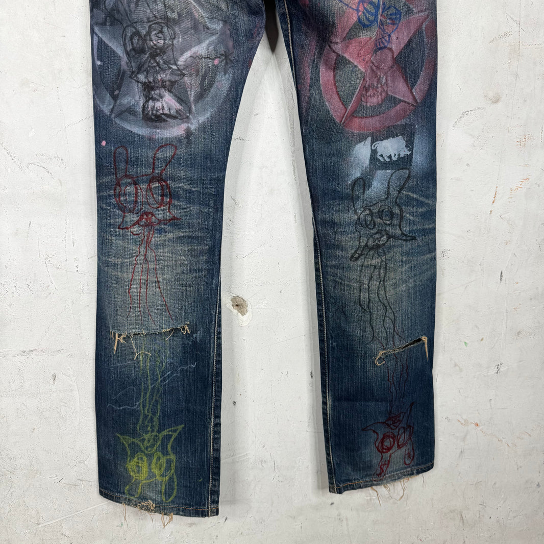 Skoloct Levis Sketched Distressed Jeans