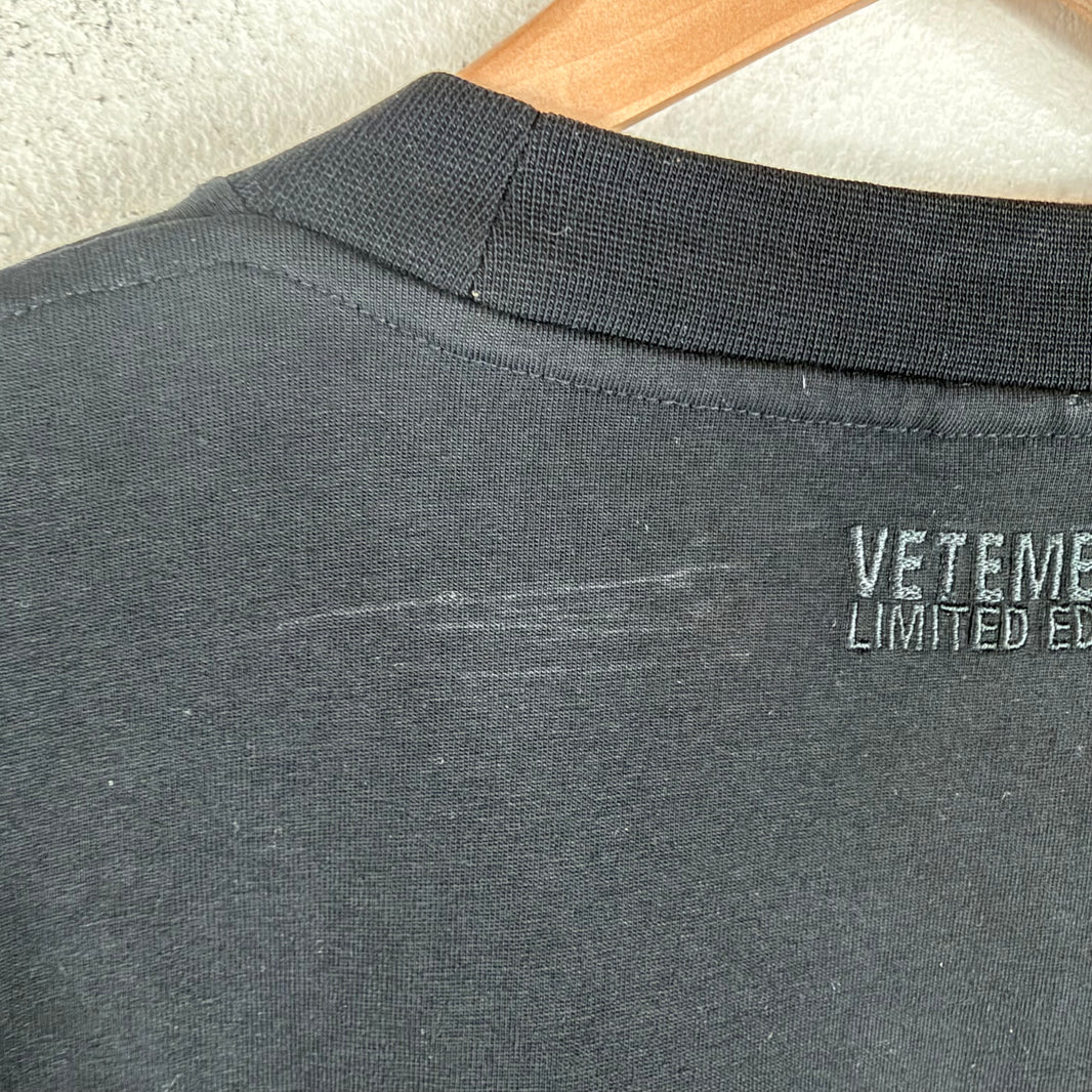 Vetements Sticky Note T-Shirt