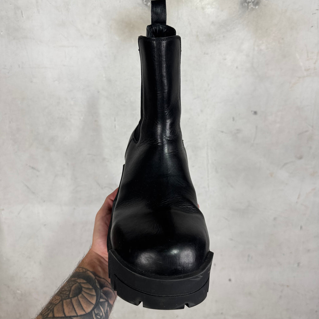 Balenciaga Bulldozer Pull Boots