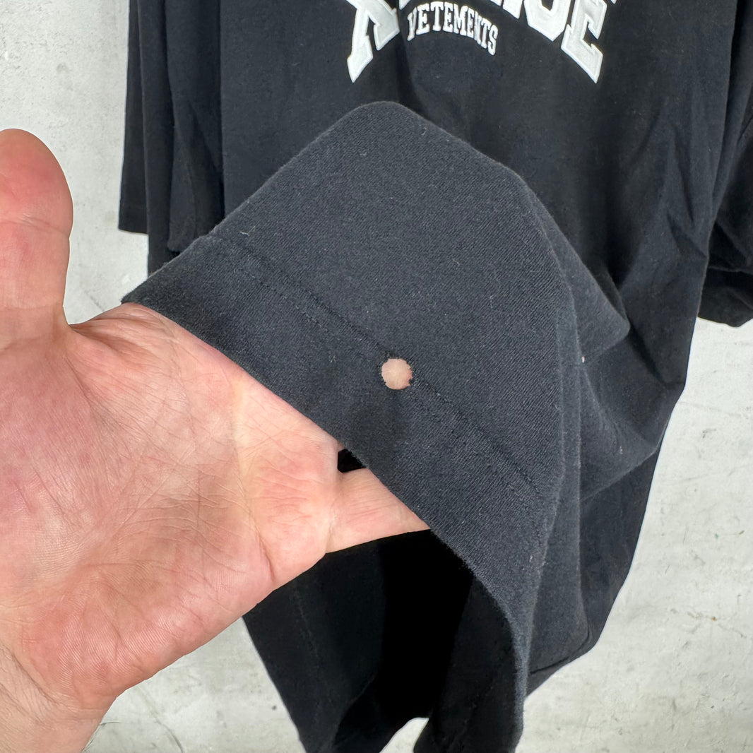 Vetements X-Large Logo T-Shirt