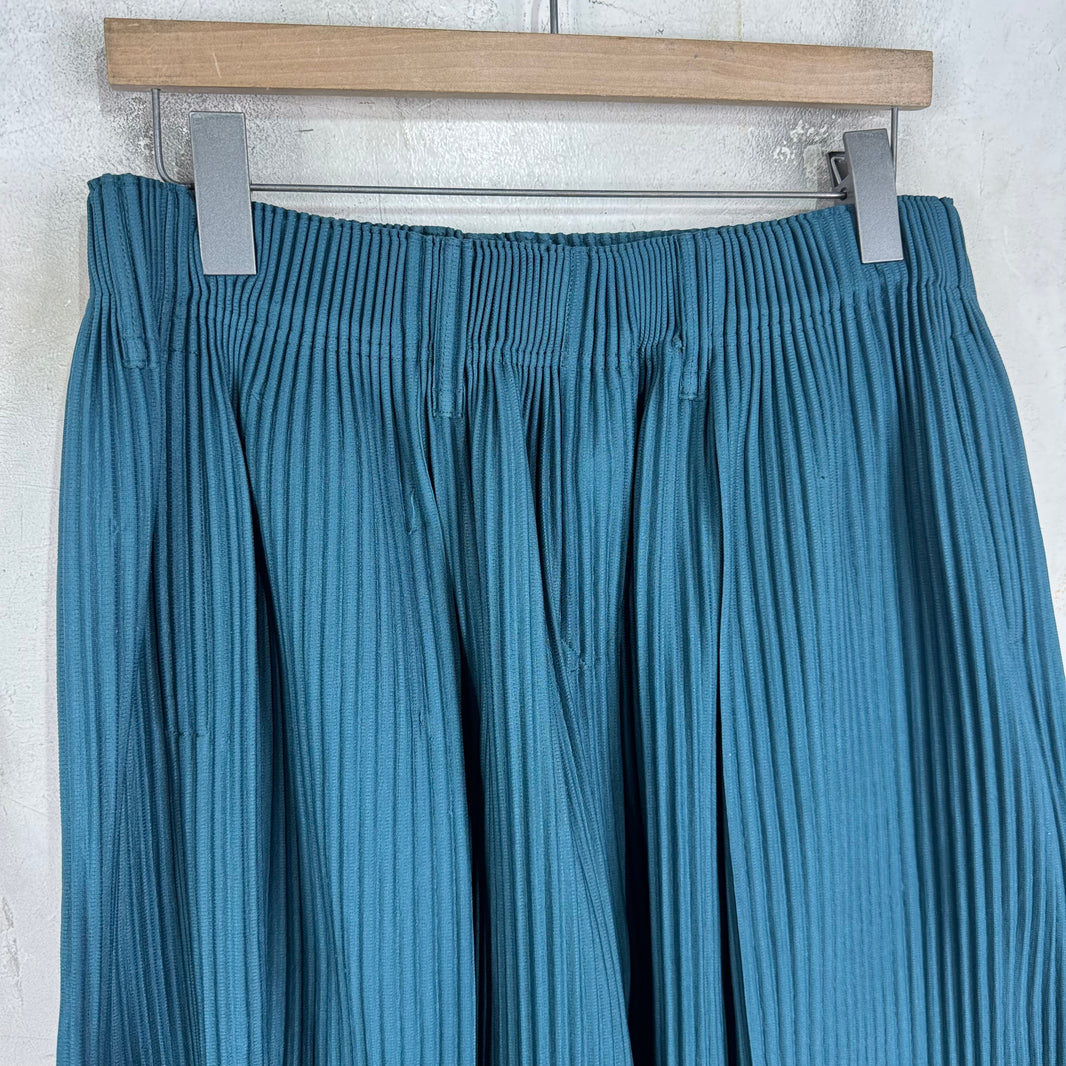 Issey Miyake Teal Skirted Pleates Shorts