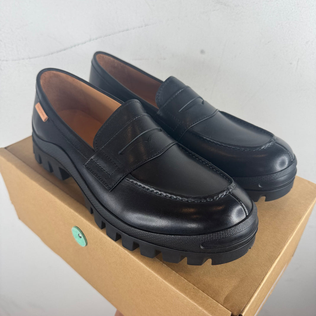 Hender Scheme Black Lug Loafer