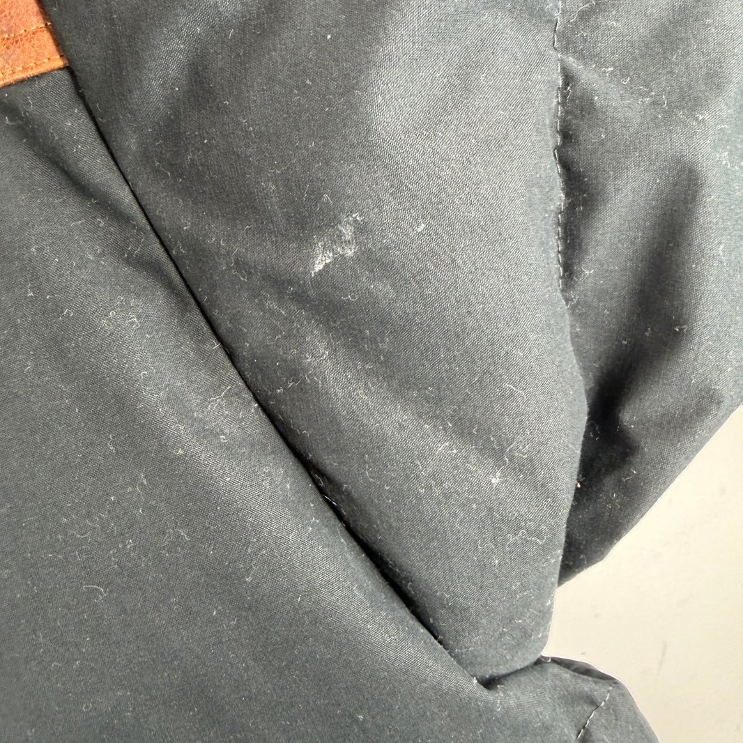 VETEMENTS Two Tone Feather Down Puffer Jacket