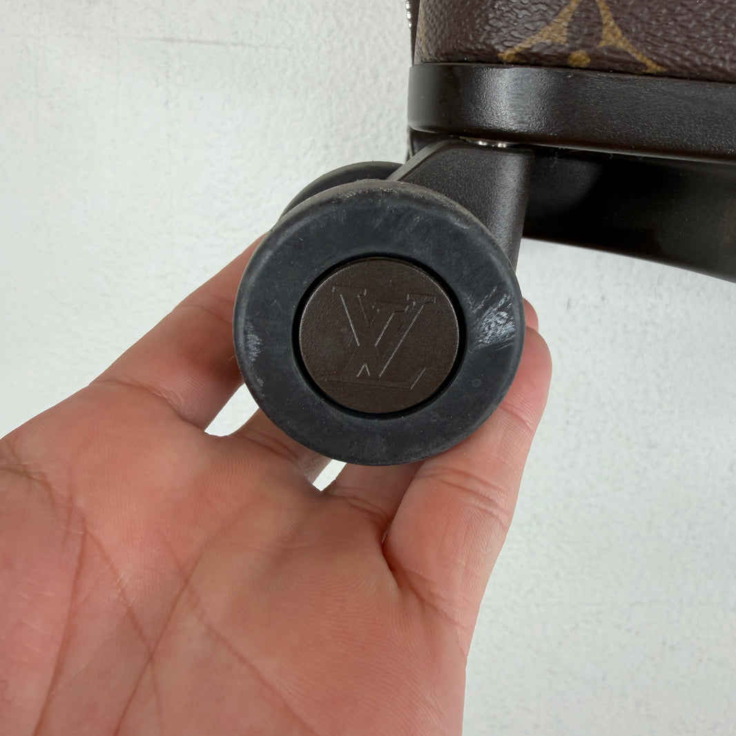 Louis Vuitton Monogram Roller Carry On Suitcase