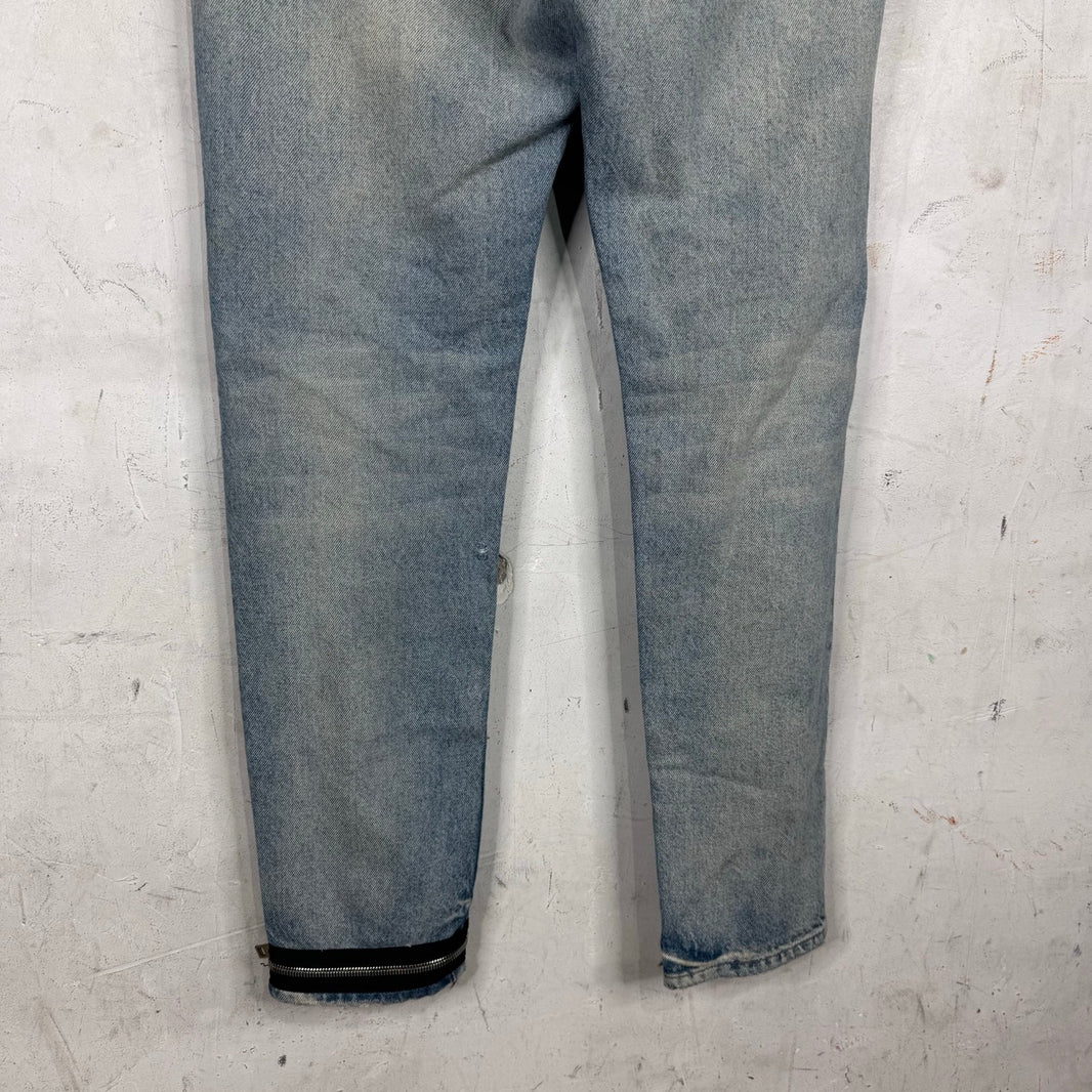 424 Light Wash Heel Zip Jeans