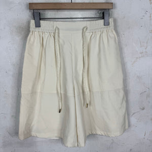 Louis Vuitton Wool Cream Shorts