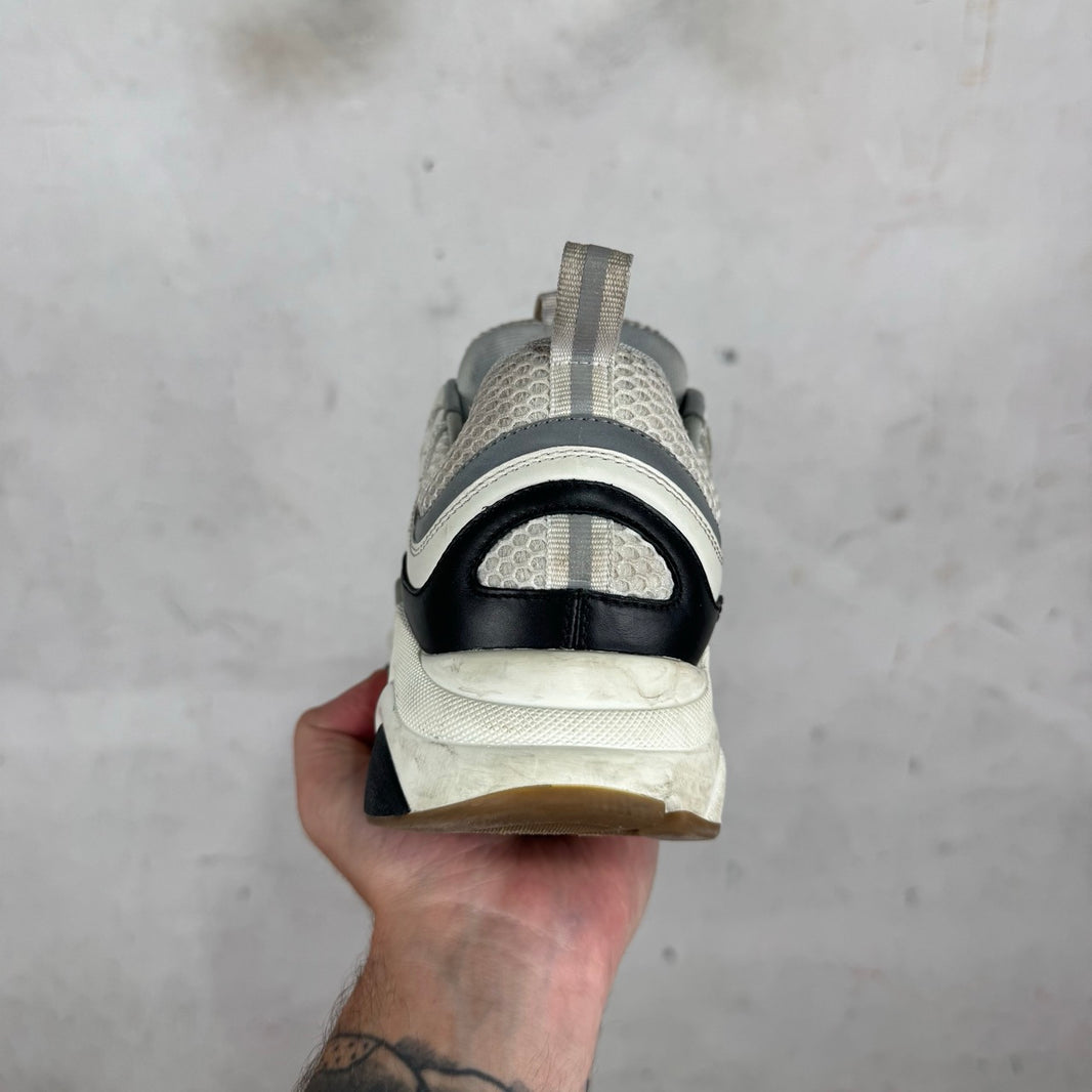 Dior B22 Sneakers