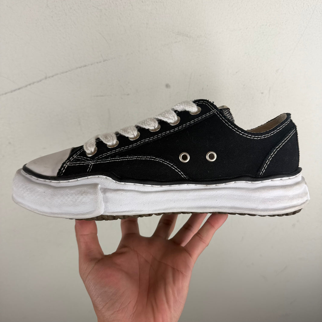 MMY Black Peterson Sneakers