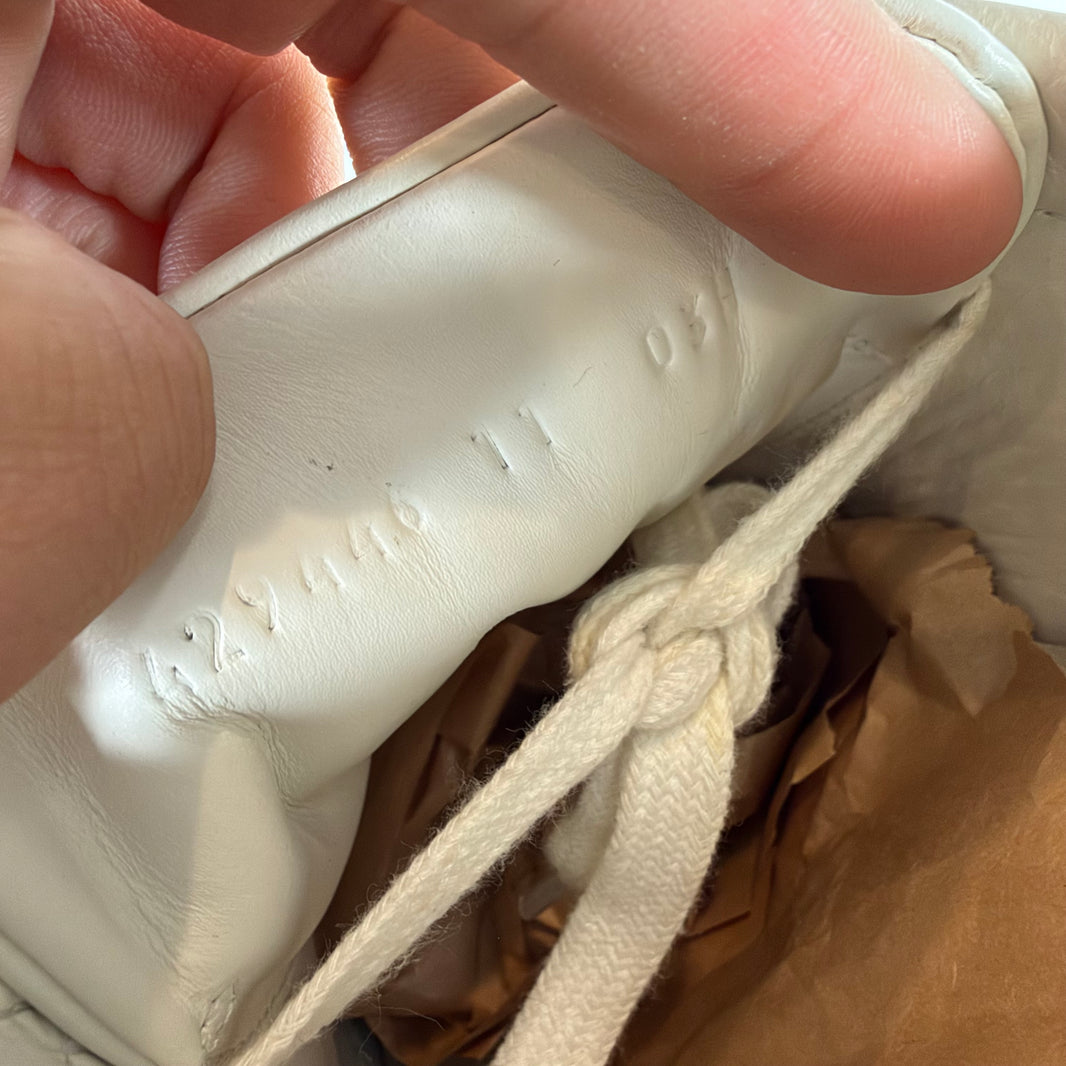 Gucci Bee Ace Sneakers