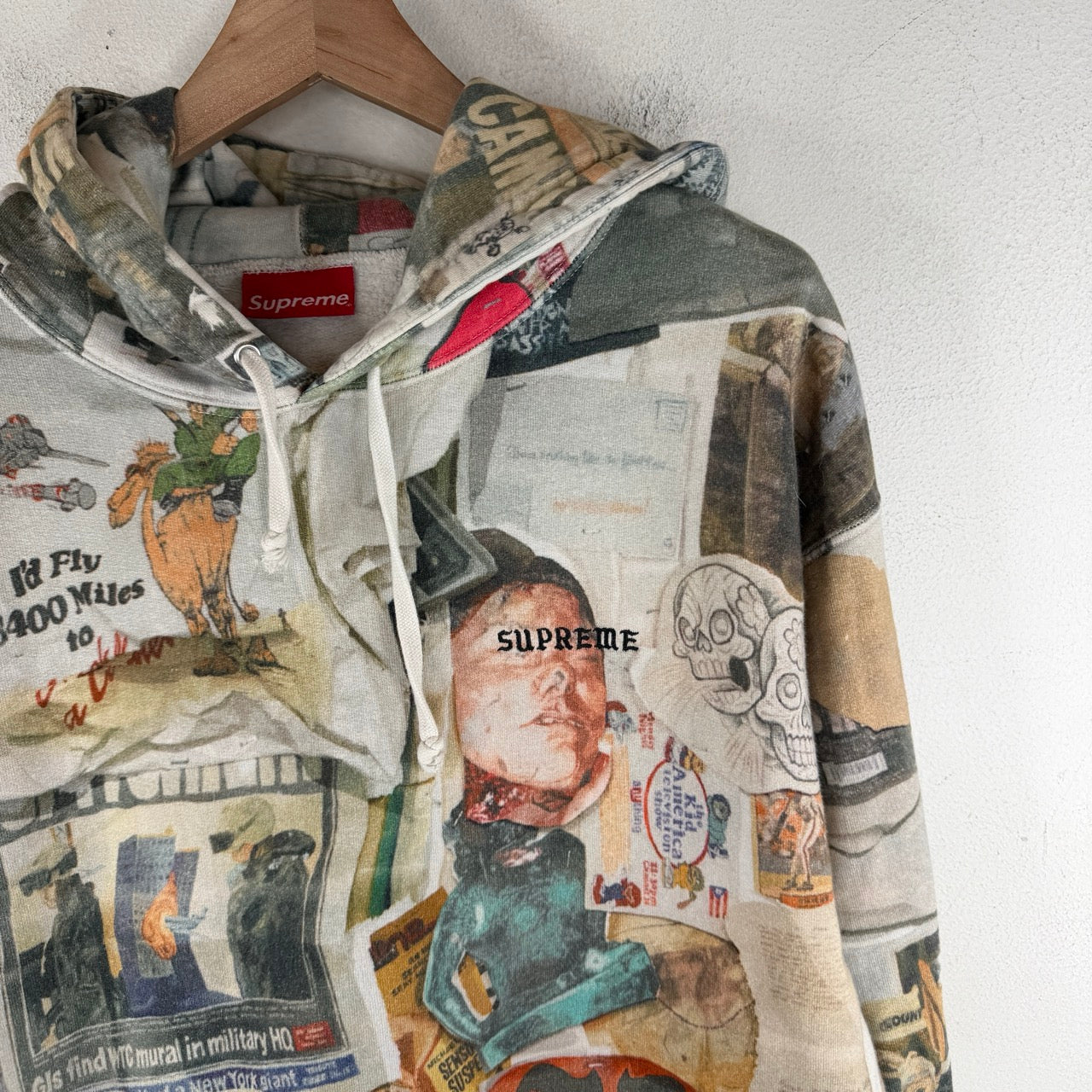 Supreme Dash's Wall Hoodie – www.Lukes.store