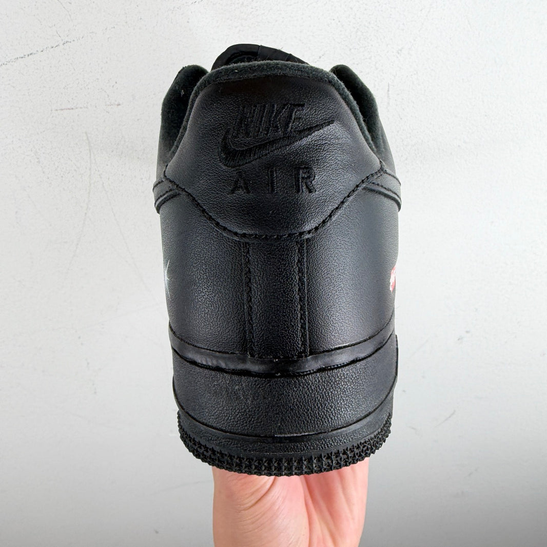 Nike Ay El Ay En Supreme Air Force 1s