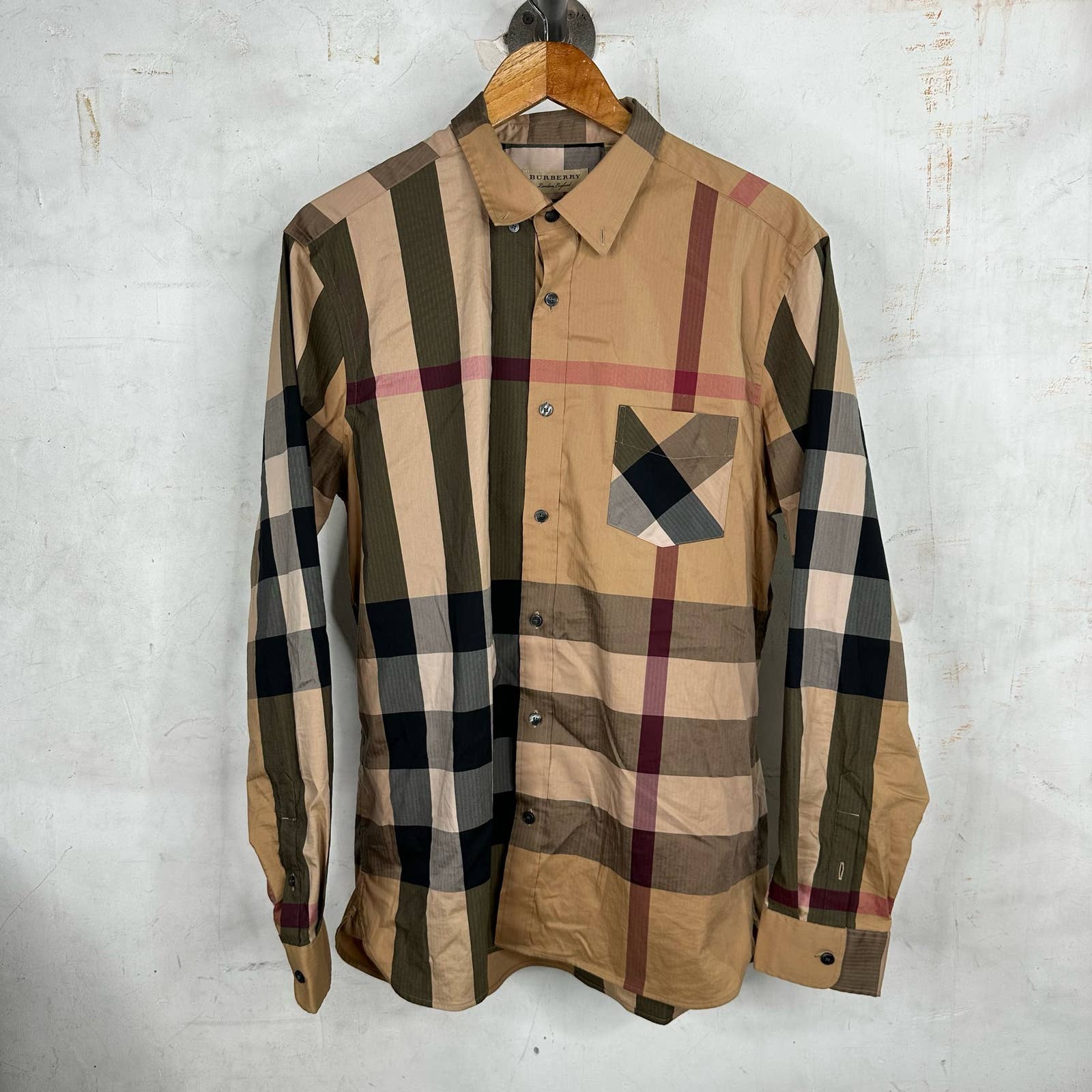 Burberry Pocketed Pattern Shirt